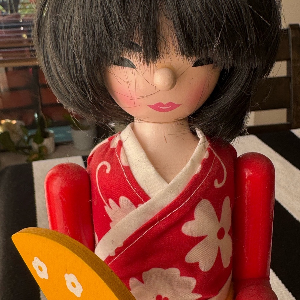 NUTCRACKER 17” Asian Geisha vintage and collectible